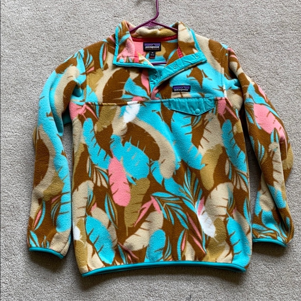 Patagonia feather print popover